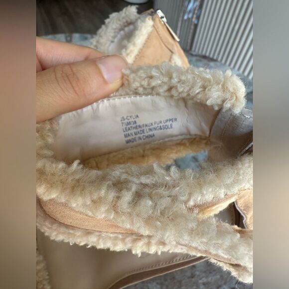 Jessica Simpson Women's Cylia Fleece Trimmed Heeled Sherpa heels Sandals 7.5 - Picture 3 of 11